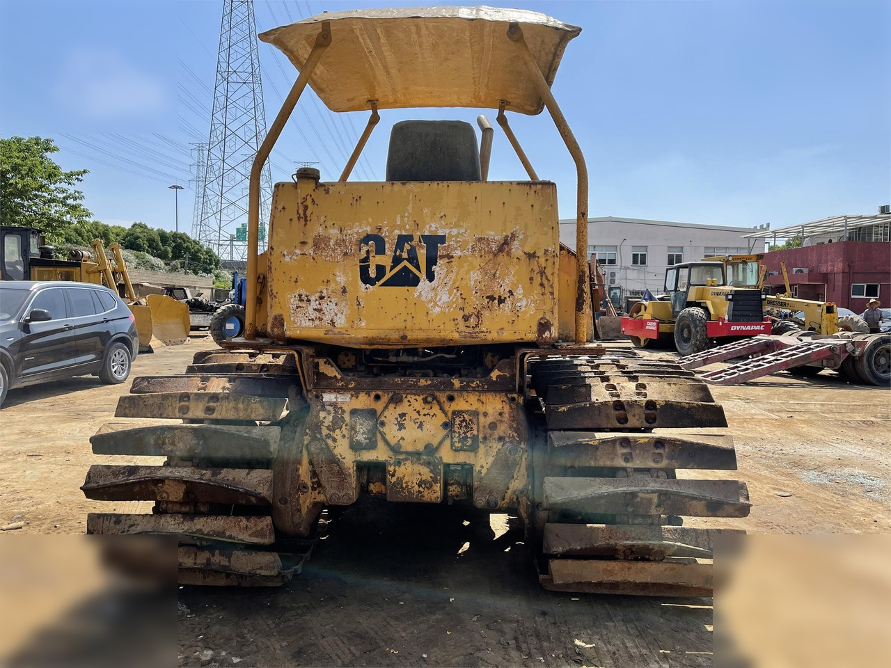CATERPILLAR D5B - Bulldozer: picture 4 CATERPILLAR D5B - Bulldozer: picture 4