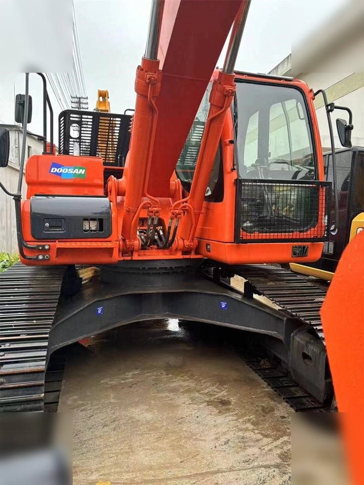 DOOSAN DX225 LC-5 - Crawler excavator: picture 3 DOOSAN DX225 LC-5 - Crawler excavator: picture 3