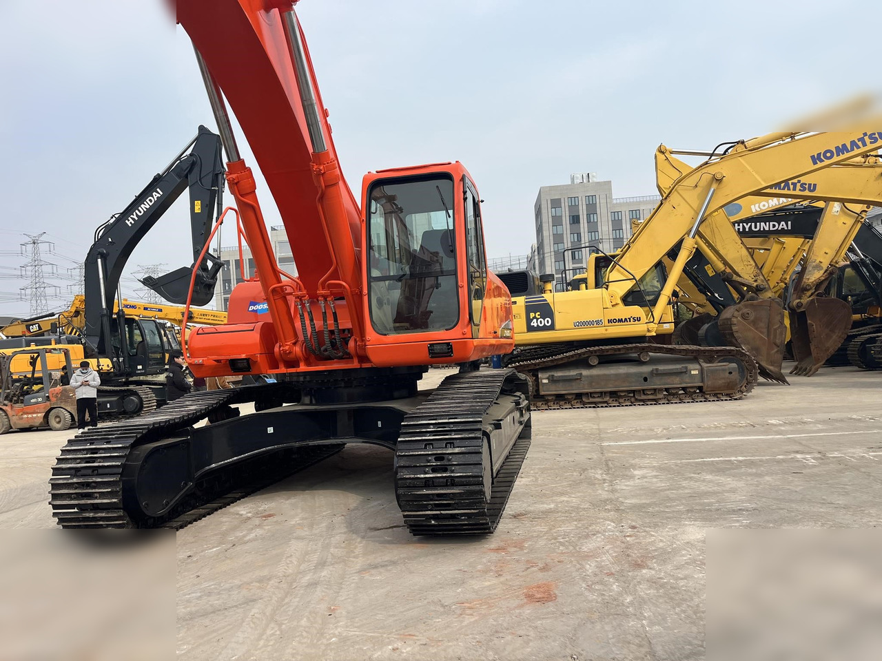DOOSAN DX420 LC-9C - Crawler excavator: picture 4 DOOSAN DX420 LC-9C - Crawler excavator: picture 4