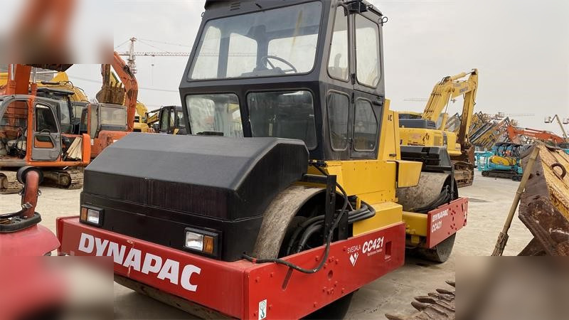 DYNAPAC CC421 - Roller: picture 3 DYNAPAC CC421 - Roller: picture 3