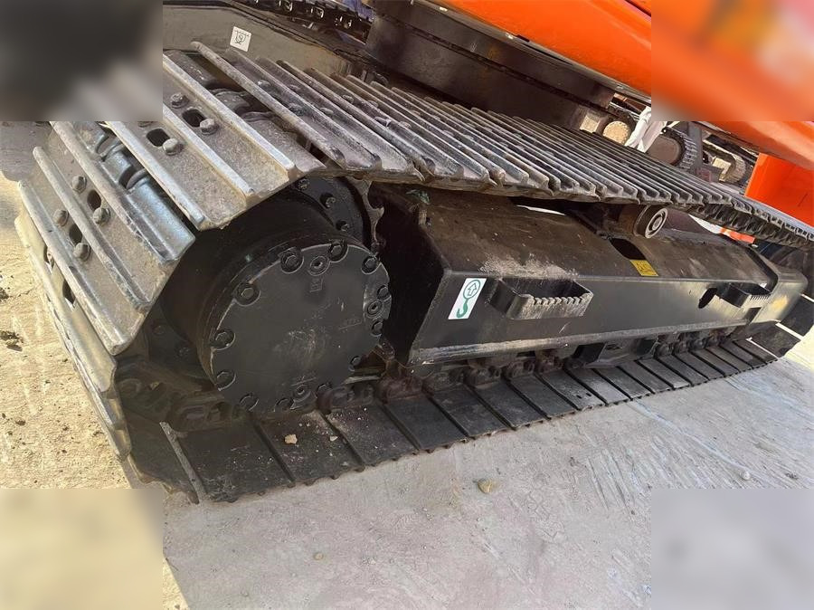 HITACHI EX120-5 - Crawler excavator: picture 2 HITACHI EX120-5 - Crawler excavator: picture 2