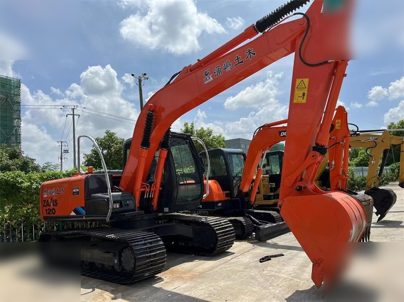 HITACHI ZX120 - Crawler excavator: picture 4 HITACHI ZX120 - Crawler excavator: picture 4