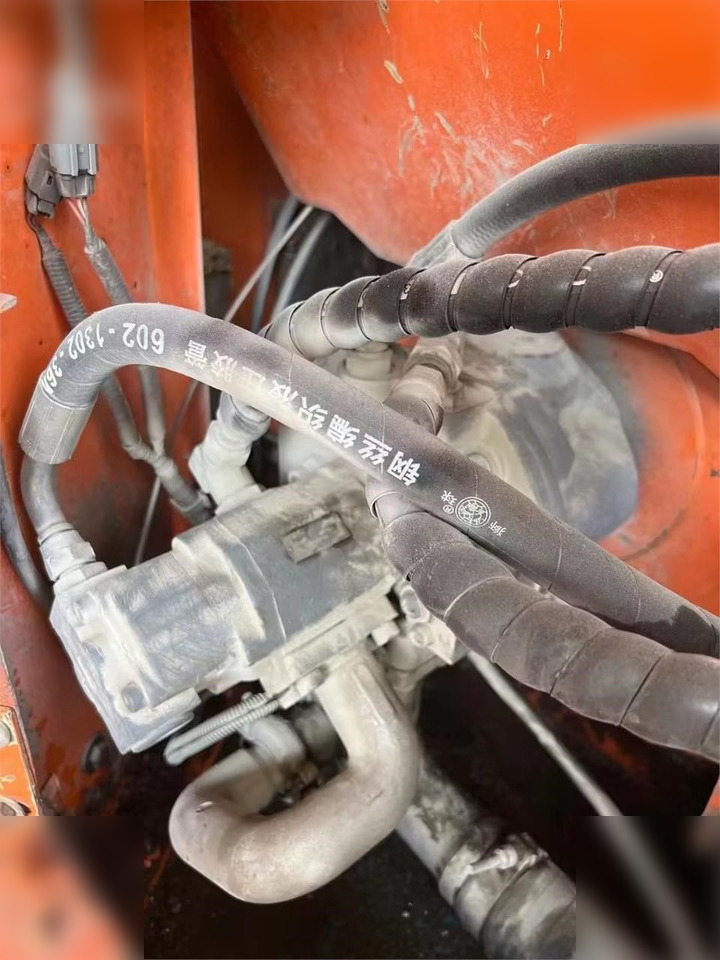 HITACHI ZX60 - Crawler excavator: picture 5 HITACHI ZX60 - Crawler excavator: picture 5