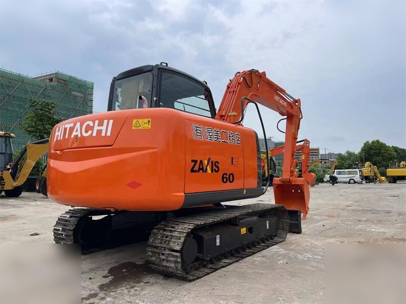 HITACHI ZX60 - Crawler excavator: picture 3 HITACHI ZX60 - Crawler excavator: picture 3