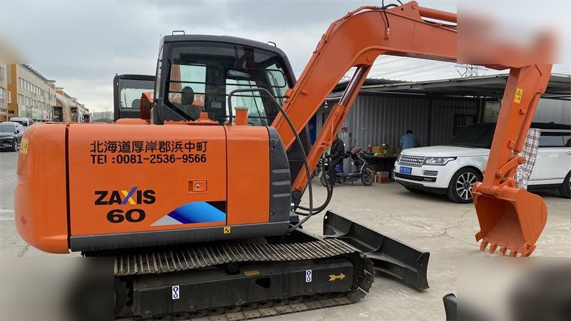 HITACHI ZX60 - Crawler excavator: picture 1 HITACHI ZX60 - Crawler excavator: picture 1