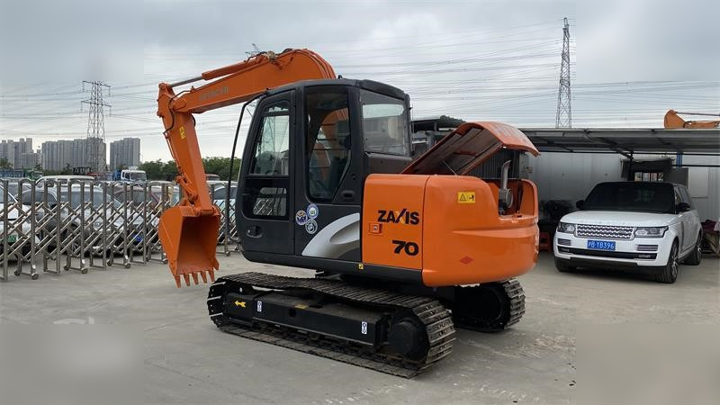 HITACHI ZX70 - Crawler excavator: picture 4 HITACHI ZX70 - Crawler excavator: picture 4