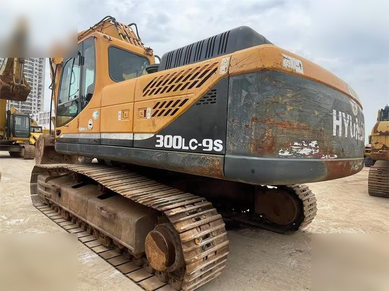 HYUNDAI ROBEX 300 LC-9 - Crawler excavator: picture 2 HYUNDAI ROBEX 300 LC-9 - Crawler excavator: picture 2