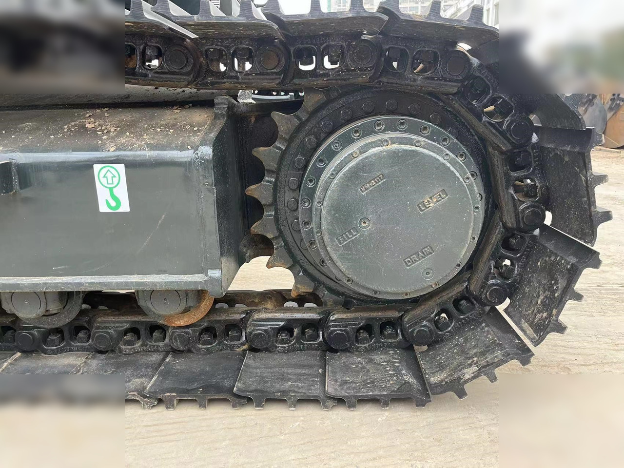 Crawler excavator HYUNDAI ROBEX 305 LC-9T: picture 7