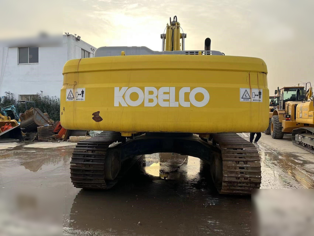 KOBELCO SK350 - Crawler excavator: picture 5 KOBELCO SK350 - Crawler excavator: picture 5