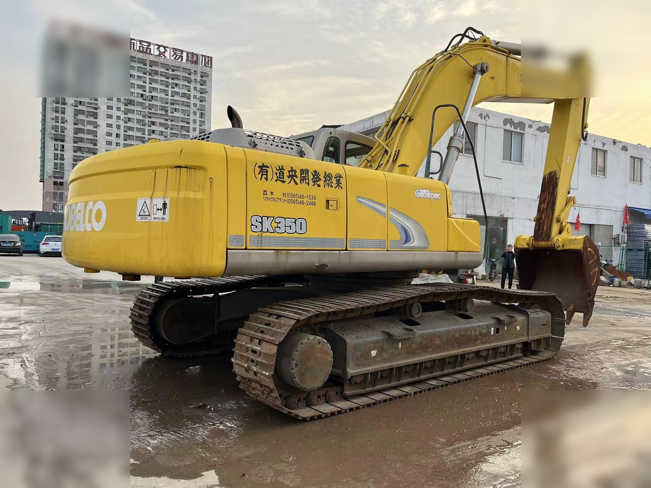 KOBELCO SK350 - Crawler excavator: picture 1 KOBELCO SK350 - Crawler excavator: picture 1