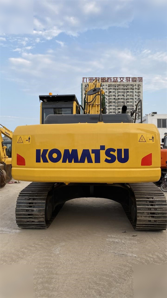 KOMATSU PC220-8 - Crawler excavator: picture 4 KOMATSU PC220-8 - Crawler excavator: picture 4