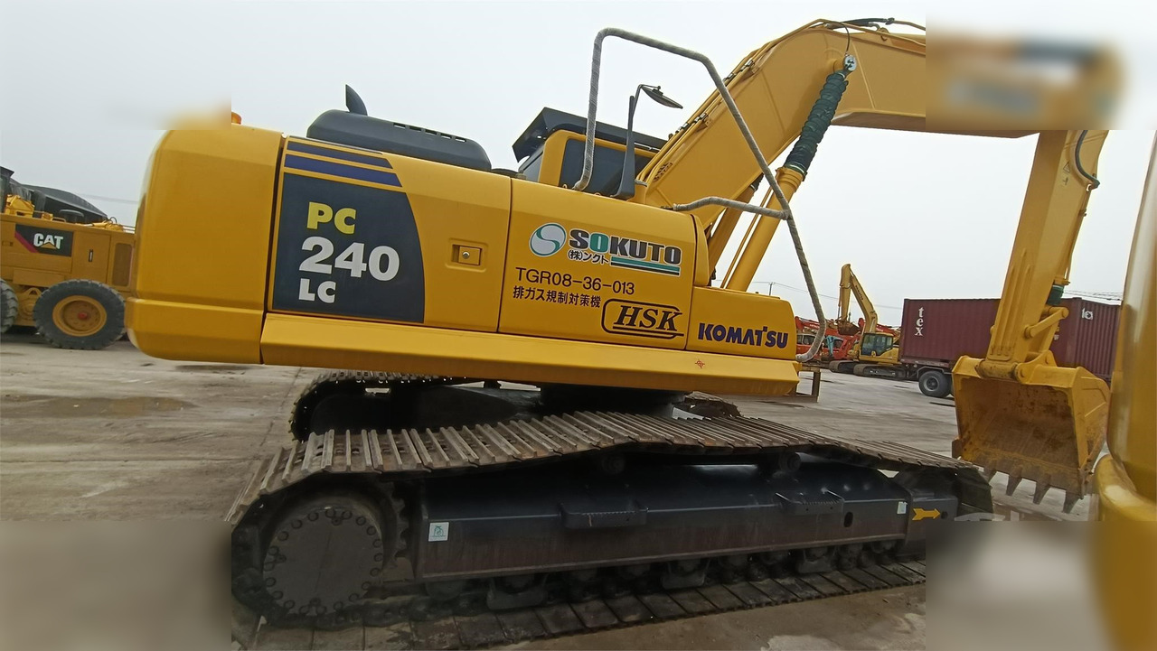 KOMATSU PC240 LC-8 - Crawler excavator: picture 1 KOMATSU PC240 LC-8 - Crawler excavator: picture 1
