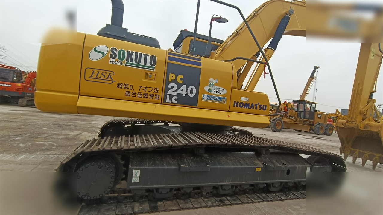 KOMATSU PC240 LC - Crawler excavator: picture 4 KOMATSU PC240 LC - Crawler excavator: picture 4