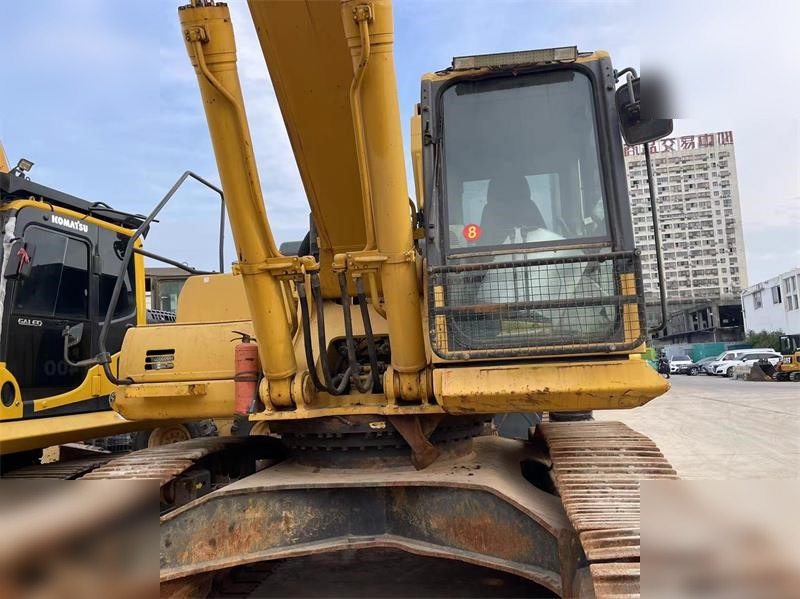 Crawler excavator KOMATSU PC400-8: picture 6