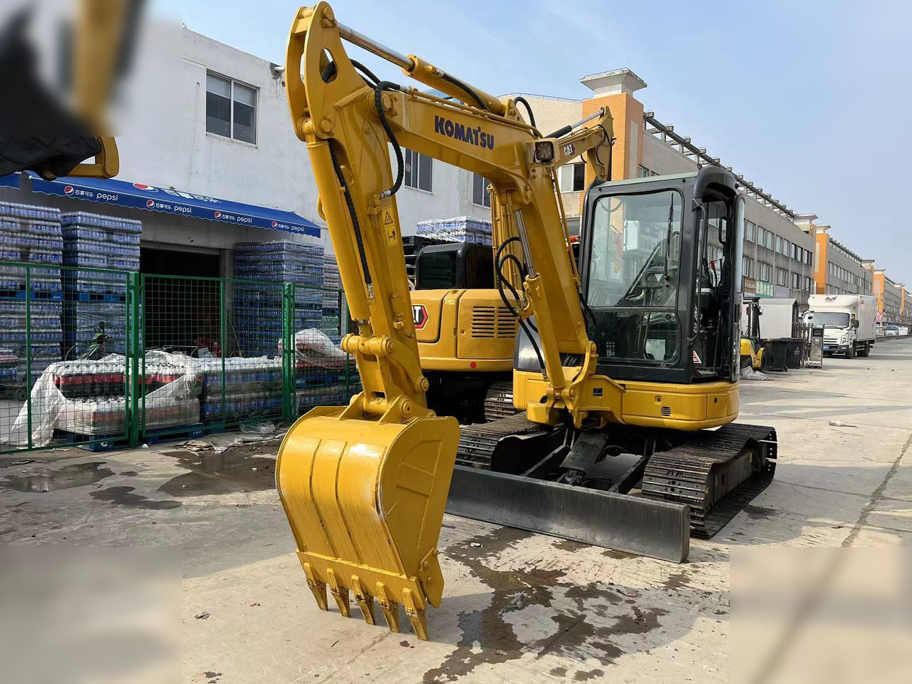 KOMATSU PC55MR-2 - Mini excavator: picture 2 KOMATSU PC55MR-2 - Mini excavator: picture 2