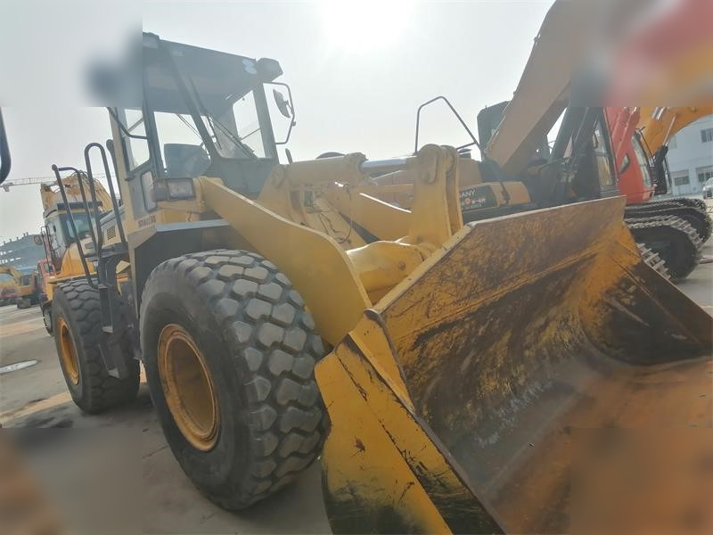 KOMATSU WA320-3 - Wheel loader: picture 2 KOMATSU WA320-3 - Wheel loader: picture 2