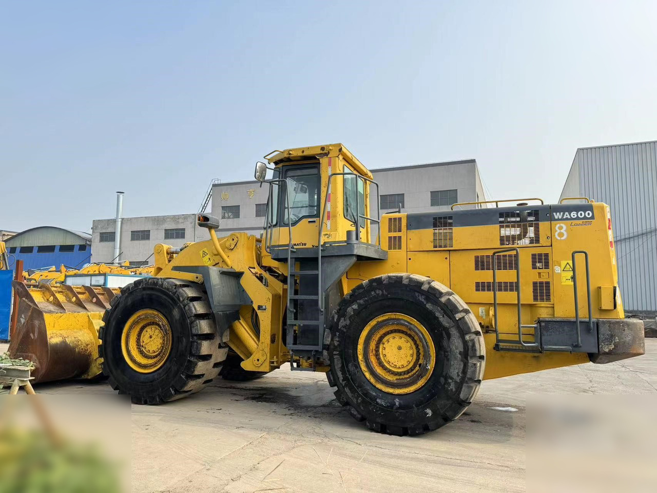 KOMATSU WA600-3 - Wheel loader: picture 1 KOMATSU WA600-3 - Wheel loader: picture 1