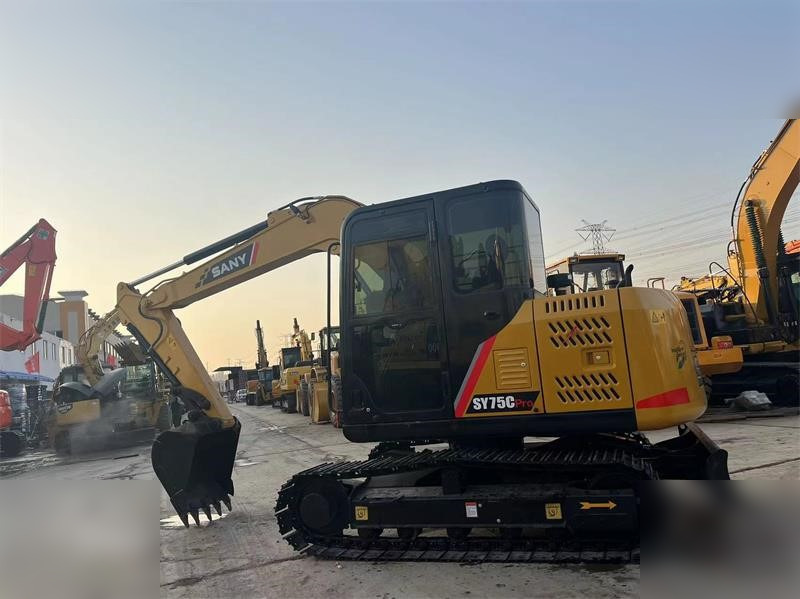 SANY SY75C - Crawler excavator: picture 1 SANY SY75C - Crawler excavator: picture 1
