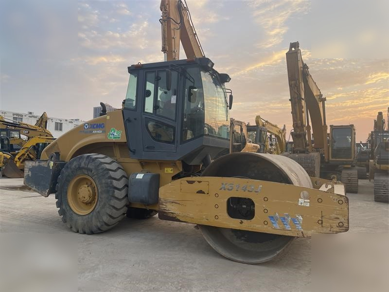 XCMG XS143J - Roller: picture 1 XCMG XS143J - Roller: picture 1