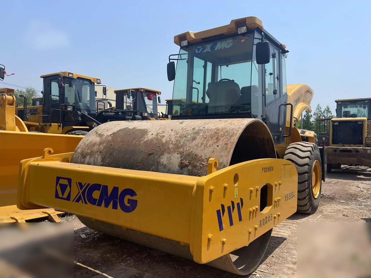 XCMG XS223J - Roller: picture 4 XCMG XS223J - Roller: picture 4