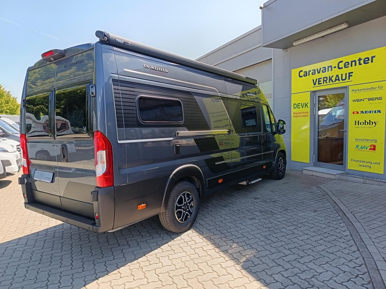 Adria Twin Edition 640 SGX Maxi 132kW*138L KÜHLSCHRANK - Camper van: picture 5 Adria Twin Edition 640 SGX Maxi 132kW*138L KÜHLSCHRANK - Camper van: picture 5