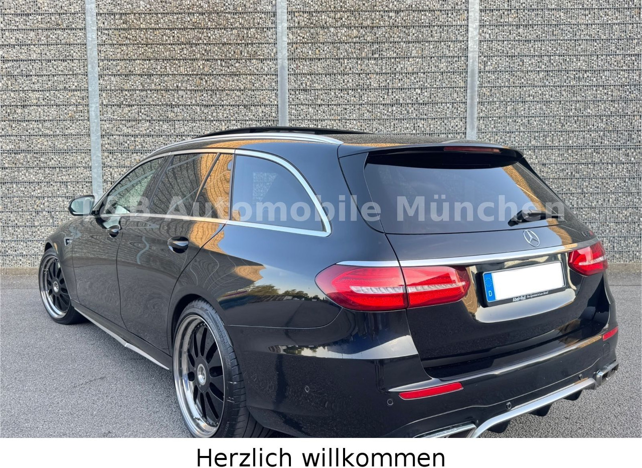 Mercedes-Benz E 63 S AMG*4Matic+*Panorama*MB-Garantie*Designo* - Car: picture 4 Mercedes-Benz E 63 S AMG*4Matic+*Panorama*MB-Garantie*Designo* - Car: picture 4