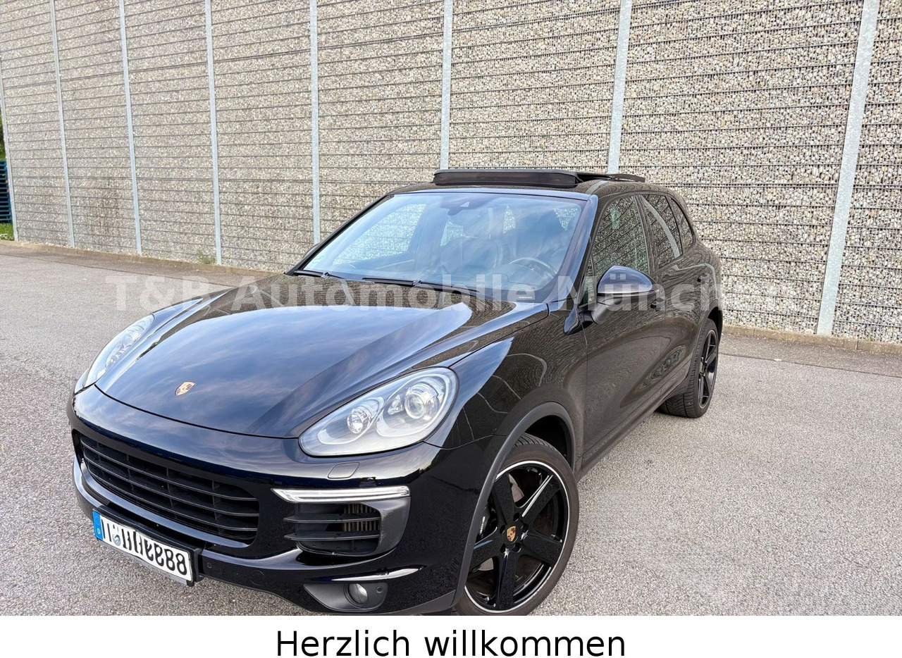 Porsche Cayenne Diesel*Panorama*BOSE*Kamera*PDLS*21Zoll* - SUV: picture 3 Porsche Cayenne Diesel*Panorama*BOSE*Kamera*PDLS*21Zoll* - SUV: picture 3