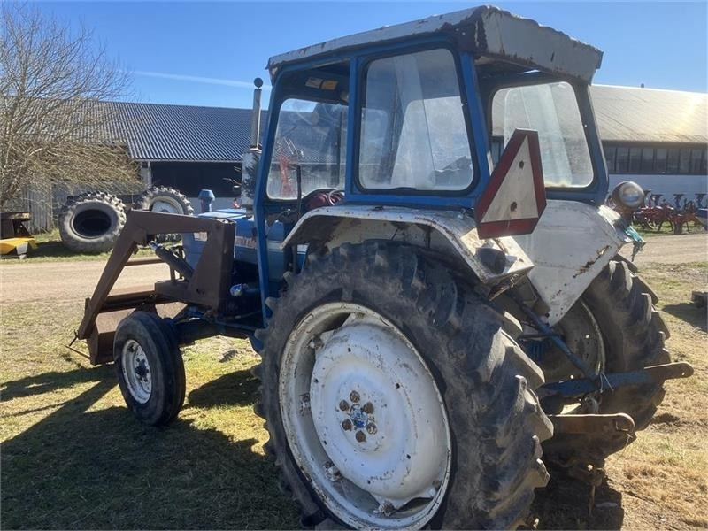 Ford 4000 Med frontlæsser - Farm tractor: picture 4 Ford 4000 Med frontlæsser - Farm tractor: picture 4