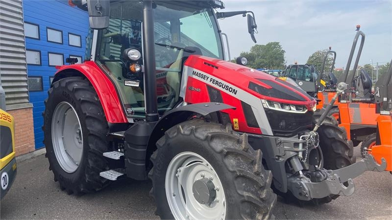 Massey Ferguson 5S.145 Exclusive Dyna-6 Exclusive - Farm tractor: picture 1 Massey Ferguson 5S.145 Exclusive Dyna-6 Exclusive - Farm tractor: picture 1