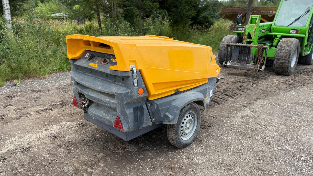 ATLAS COPCO XAS67KD - Air compressor: picture 3 ATLAS COPCO XAS67KD - Air compressor: picture 3