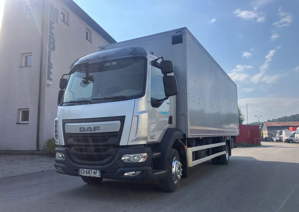 DAF DAF LF 180 kurierka kontener 18 palet - Box truck: picture 2 DAF DAF LF 180 kurierka kontener 18 palet - Box truck: picture 2