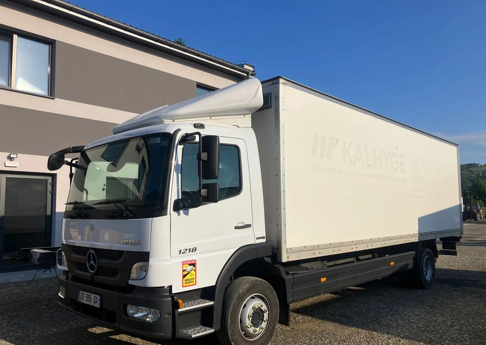 Mercedes-Benz Atego 1218 kurierka kontener - Box truck: picture 2 Mercedes-Benz Atego 1218 kurierka kontener - Box truck: picture 2