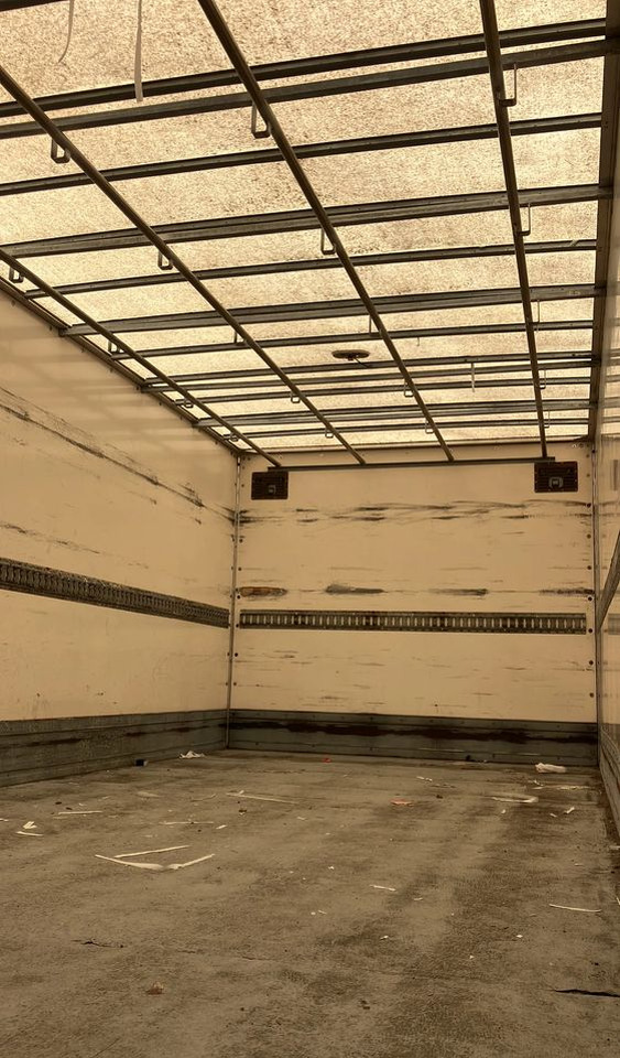 Mercedes-Benz Atego 1218  kurierka kontener - Box truck: picture 5 Mercedes-Benz Atego 1218  kurierka kontener - Box truck: picture 5