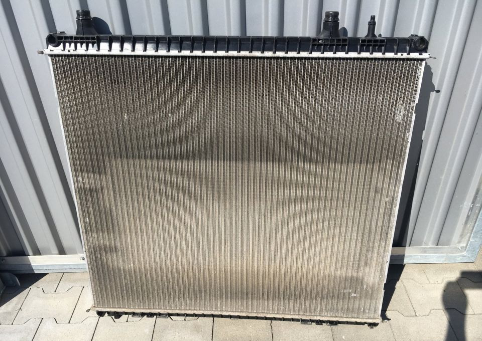 Chłodnica wody MAN TGS EURO 6 cieczy 82cm - Radiator for Car: picture 2 Chłodnica wody MAN TGS EURO 6 cieczy 82cm - Radiator for Car: picture 2