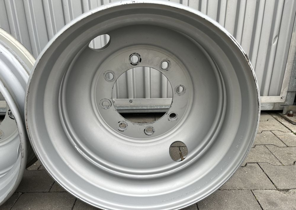 Felgi stalowe 22.5” x 7.5 jak NOWE maxion alive - Rim for Truck: picture 3 Felgi stalowe 22.5” x 7.5 jak NOWE maxion alive - Rim for Truck: picture 3
