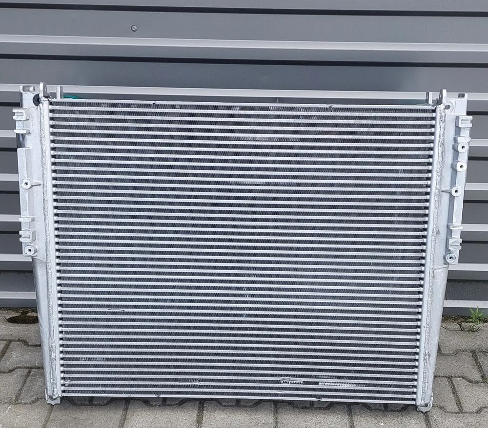 MERCEDES ACTROS MP4 CHŁODNICA POWIETRZA INTERCOOLER NOWA - Radiator for Car: picture 2 MERCEDES ACTROS MP4 CHŁODNICA POWIETRZA INTERCOOLER NOWA - Radiator for Car: picture 2