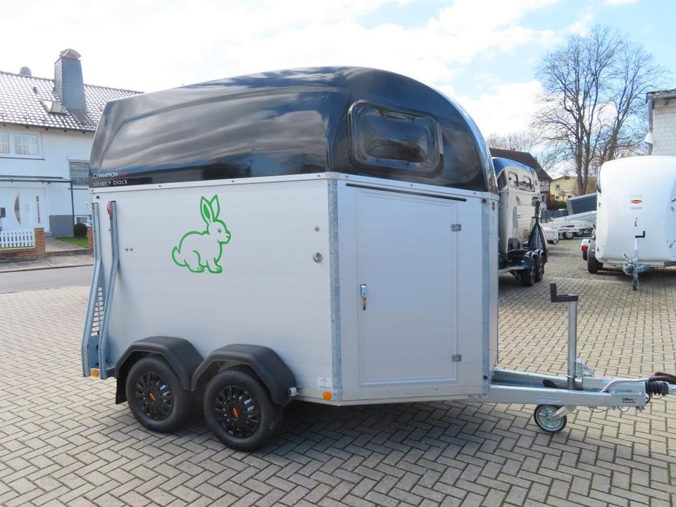Böckmann Pferdeanhänger, Champion, Flügeltür,100 km/h,Sattelkam. - Horse trailer: picture 3 Böckmann Pferdeanhänger, Champion, Flügeltür,100 km/h,Sattelkam. - Horse trailer: picture 3