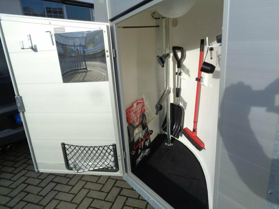 Böckmann, Pferdeanhänger, Champion R, Sattelk. 100 km/h - Horse trailer: picture 3 Böckmann, Pferdeanhänger, Champion R, Sattelk. 100 km/h - Horse trailer: picture 3