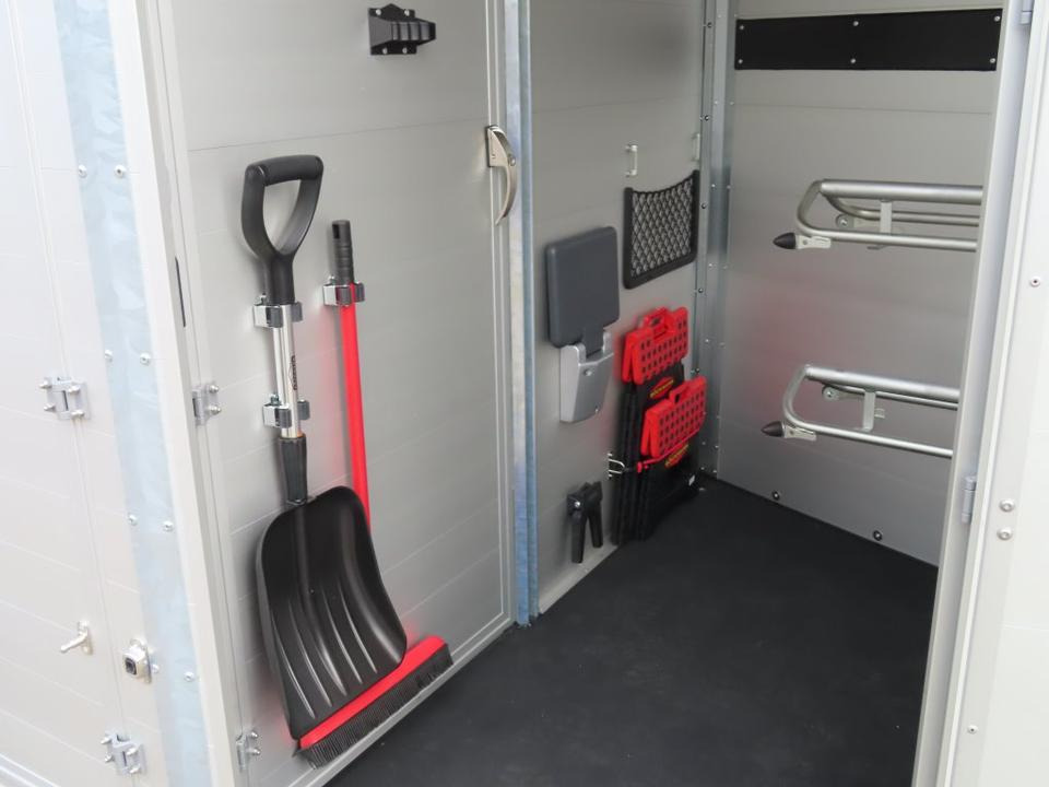 Böckmann Pferdeanhänger Portax L-SR inkl Sattelschrank - Horse trailer: picture 5 Böckmann Pferdeanhänger Portax L-SR inkl Sattelschrank - Horse trailer: picture 5