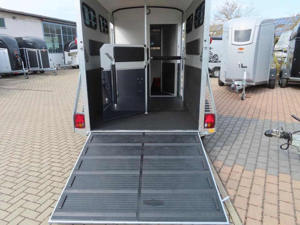 Böckmann Pferdeanhänger Portax L-SR inkl Sattelschrank - Horse trailer: picture 4 Böckmann Pferdeanhänger Portax L-SR inkl Sattelschrank - Horse trailer: picture 4