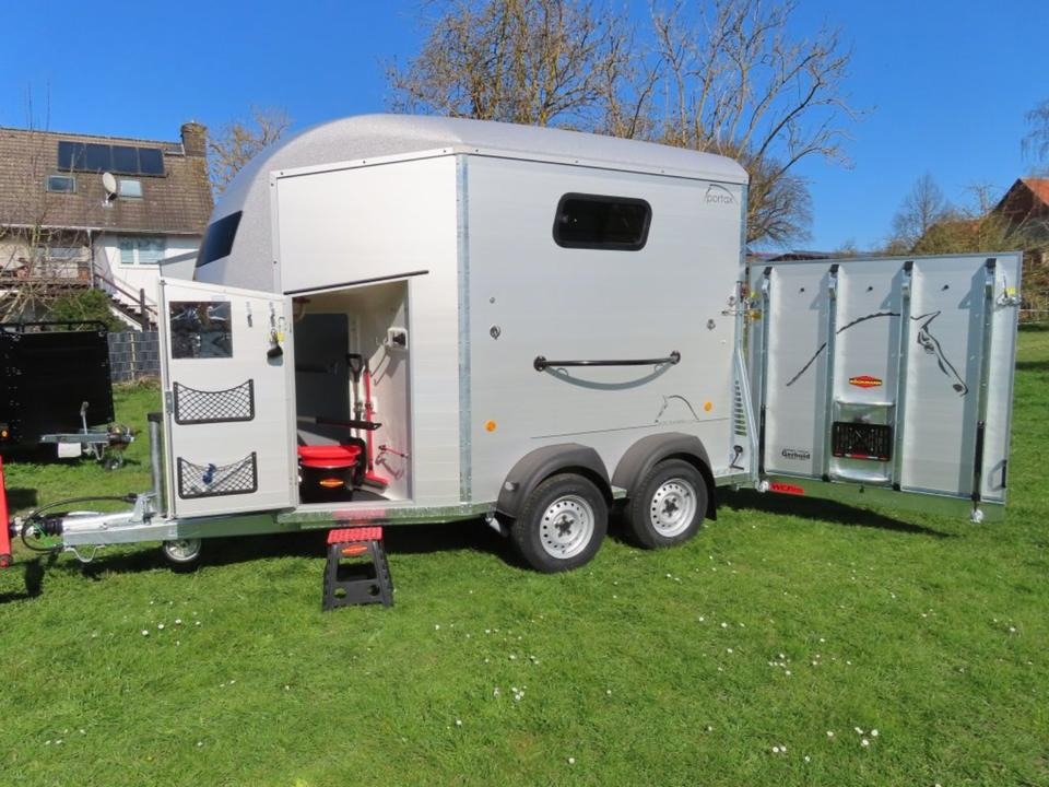 Böckmann, Pferdeanhänger,Portax SKA, 2025, WCF, 100 km/h - Horse trailer: picture 1 Böckmann, Pferdeanhänger,Portax SKA, 2025, WCF, 100 km/h - Horse trailer: picture 1