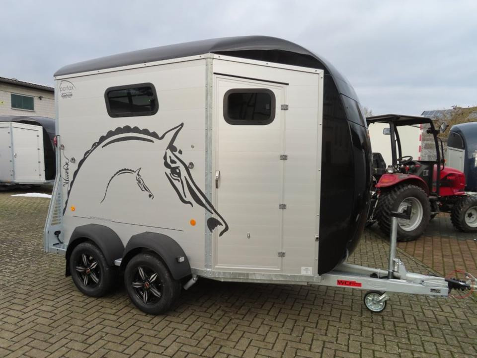 Böckmann Pferdeanhänger Portax SKA 2025 WCF Fenster links/ rechts - Horse trailer: picture 4 Böckmann Pferdeanhänger Portax SKA 2025 WCF Fenster links/ rechts - Horse trailer: picture 4