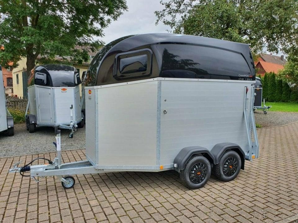 Böckmann Pferdeanhänger, Viehanhänger, Hinterklappe-Flügeltür - Horse trailer: picture 2 Böckmann Pferdeanhänger, Viehanhänger, Hinterklappe-Flügeltür - Horse trailer: picture 2