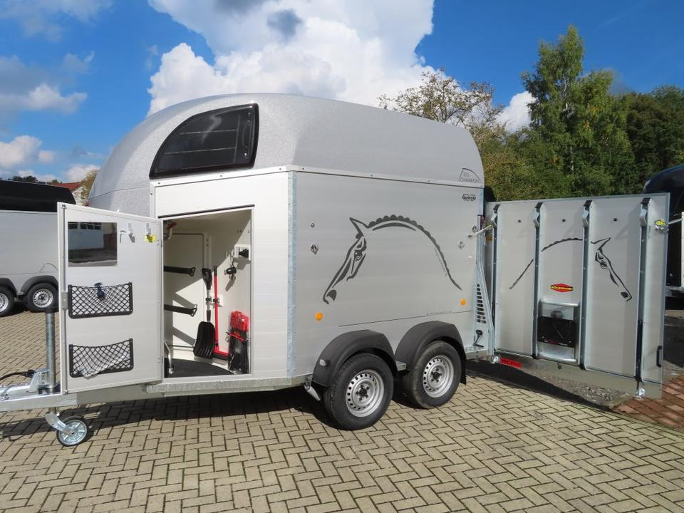 Böckmann, Pferdeanhänger, der neue Big Champion WCF 2024 - Horse trailer: picture 1 Böckmann, Pferdeanhänger, der neue Big Champion WCF 2024 - Horse trailer: picture 1