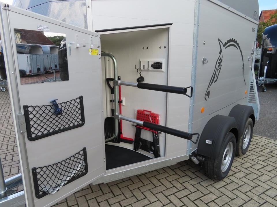 Böckmann, Pferdeanhänger, der neue Big Champion WCF 2024 - Horse trailer: picture 3 Böckmann, Pferdeanhänger, der neue Big Champion WCF 2024 - Horse trailer: picture 3