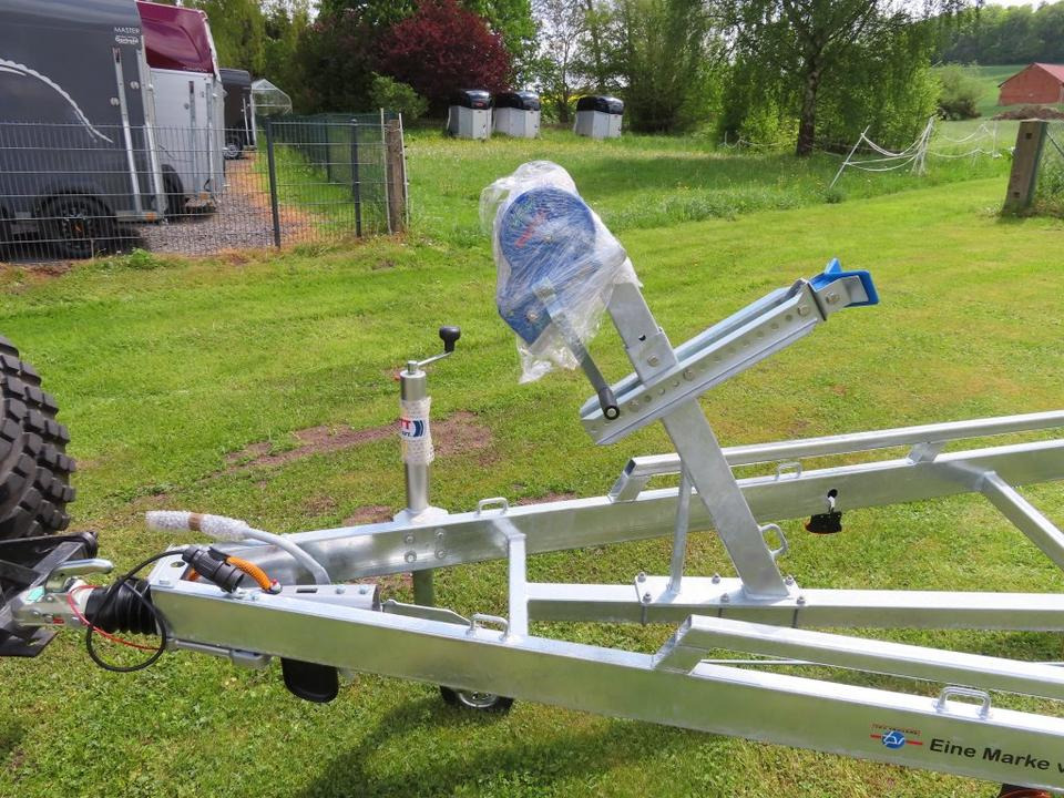 Boat trailer Böckmann TPV, PKW Anhänger, Bootstrailer, 3,5 to. Winde, 100 km/h: picture 11 Boat trailer Böckmann TPV, PKW Anhänger, Bootstrailer, 3,5 to. Winde, 100 km/h: picture 11