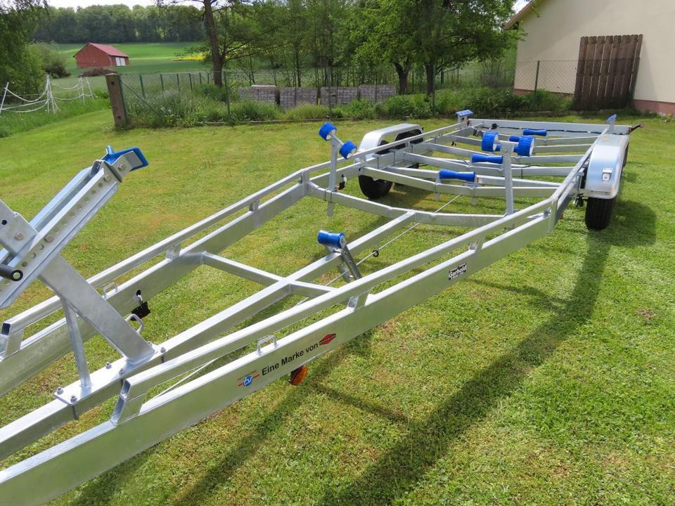 Boat trailer Böckmann TPV, PKW Anhänger, Bootstrailer, 3,5 to. Winde, 100 km/h: picture 12 Boat trailer Böckmann TPV, PKW Anhänger, Bootstrailer, 3,5 to. Winde, 100 km/h: picture 12
