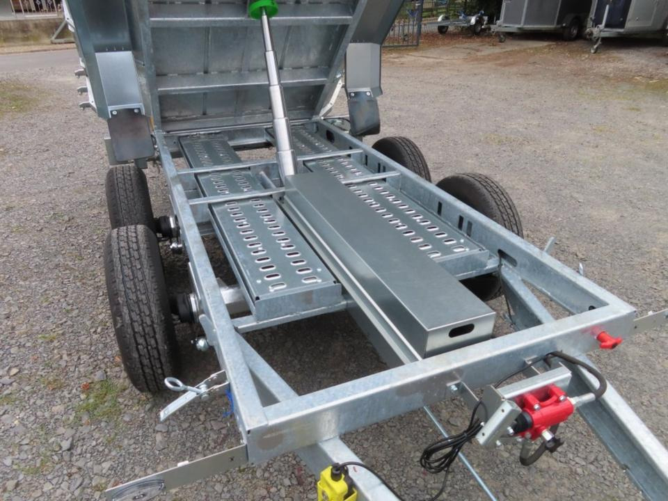 Tipper trailer PKW Anhänger Kipper Muldenkipper Auffahrschienen 3,5t 100km/h: picture 9 Tipper trailer PKW Anhänger Kipper Muldenkipper Auffahrschienen 3,5t 100km/h: picture 9