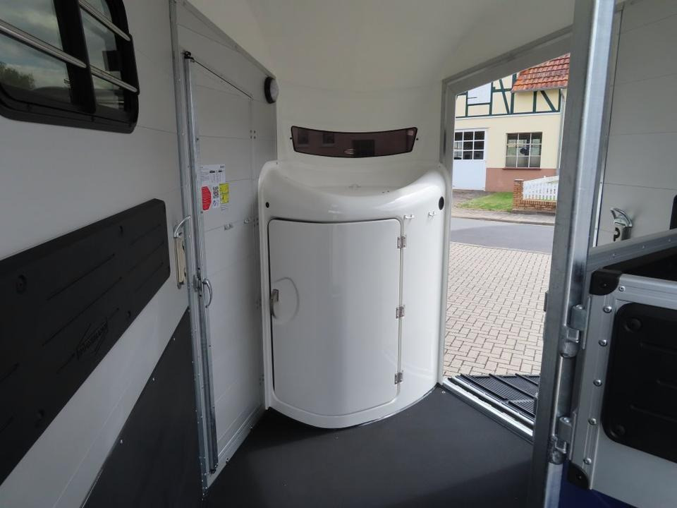 Pferdeanhänger Böckmann Portax K, Sattelk. Entladeklappe, 100 k. - Horse trailer: picture 3 Pferdeanhänger Böckmann Portax K, Sattelk. Entladeklappe, 100 k. - Horse trailer: picture 3