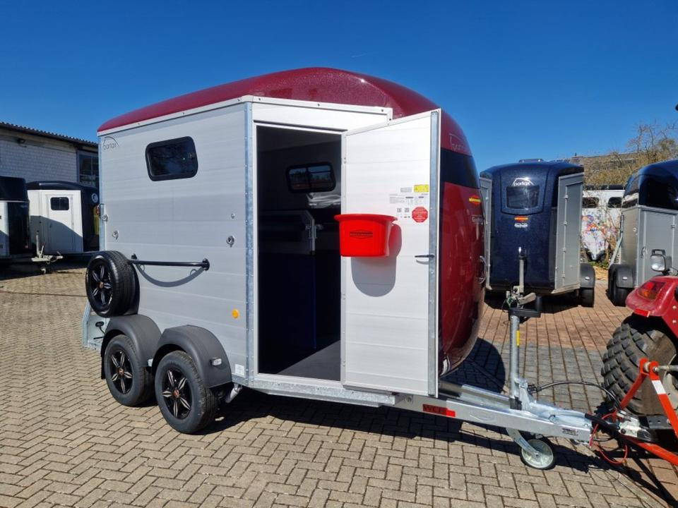 Pferdeanhänger Böckmann Portax SKA WCF 100km/h 2,4t - Horse trailer: picture 2 Pferdeanhänger Böckmann Portax SKA WCF 100km/h 2,4t - Horse trailer: picture 2
